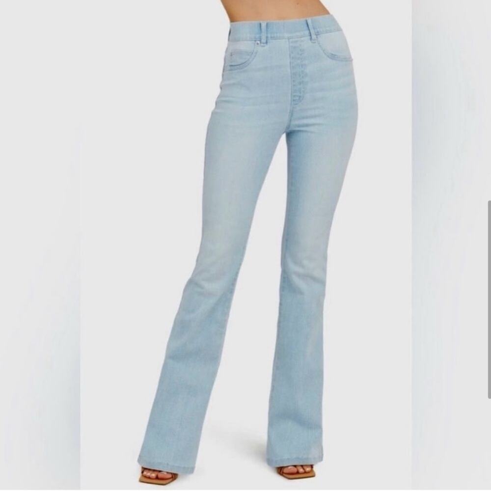 NWT Spanx Pull-on Stretchy Retro Light Wash Flare Leg Jean SZ Large